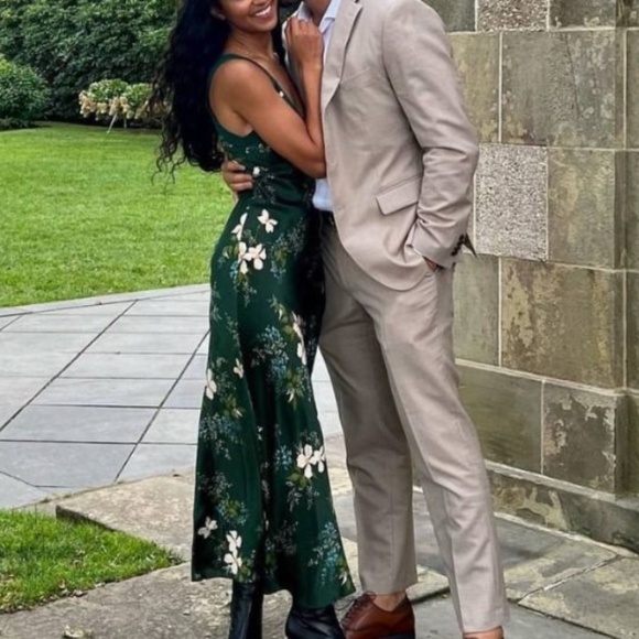 NEW Reformation Neola Silk Midi Dress - Portia Green Floral - Picture 3 of 10